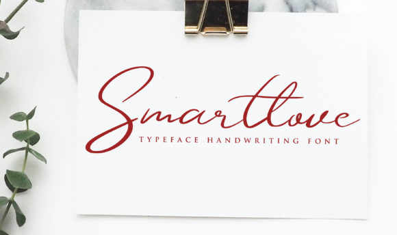 Smartlove: A Premium Handwritten Font for Captivating Campaigns